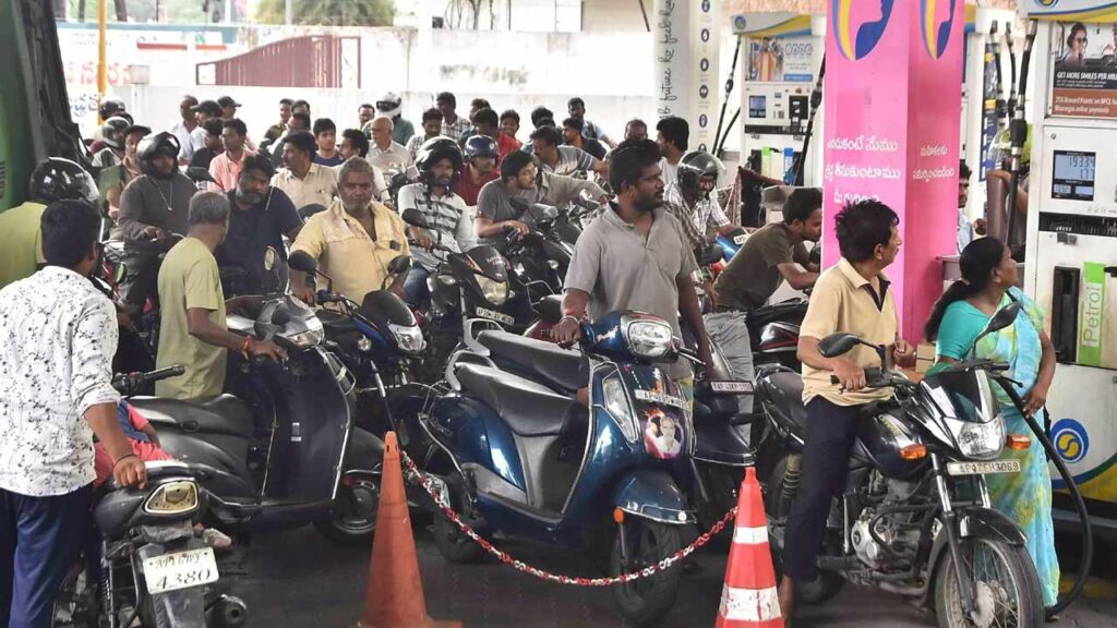 Fuel-Crisis-1