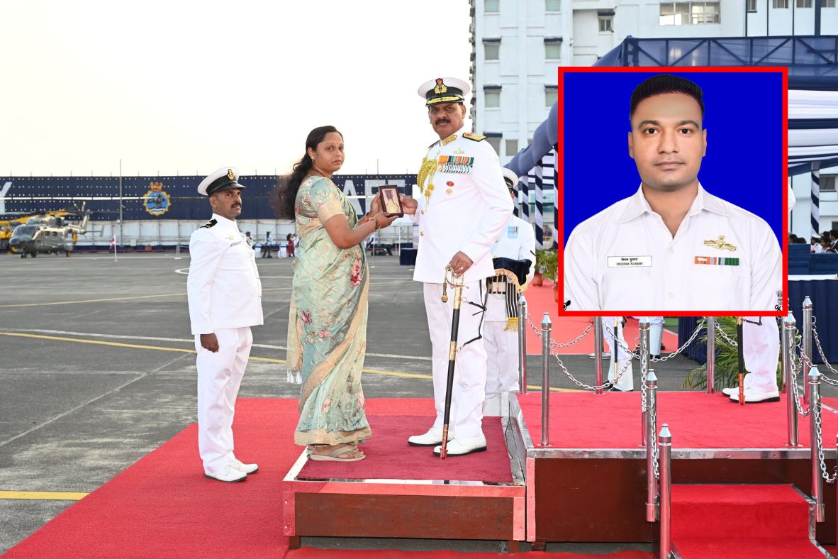 Indian Navy Deepak Kumar bravery award Sarvottam Jeevan Raksha Padak