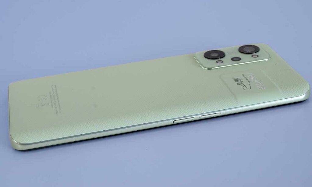 Realme-GT-2-1
