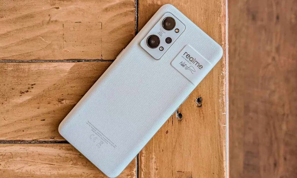 Realme-GT-2